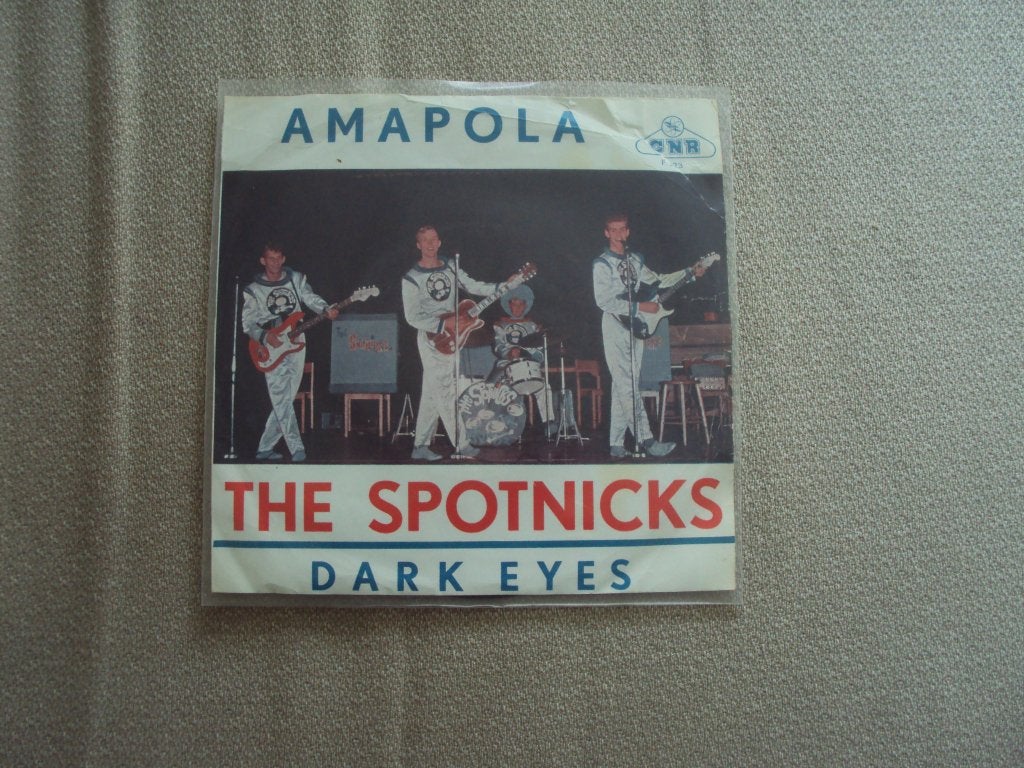 The Spotnicks - Amapola/Dark Eyes (1963), Cd's en Dvd's, Gebruikt, 7 inch, Ophalen of Verzenden, Rock en Metal