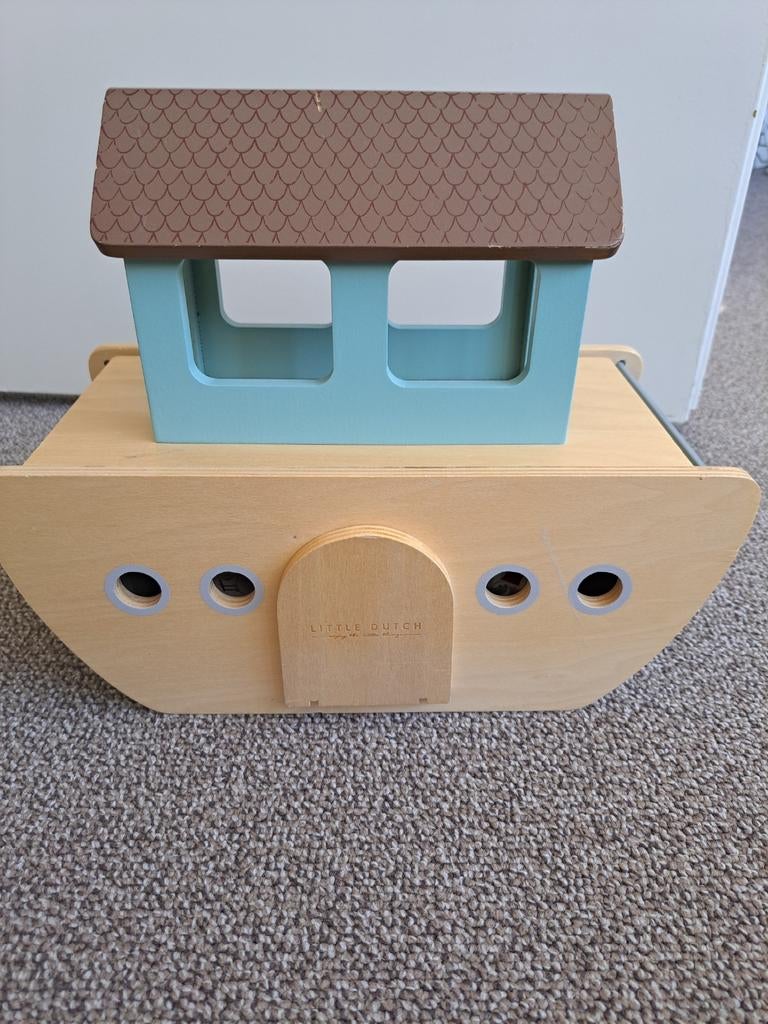 Houten speelgoedboot / Ark van Noach little dutch, Kinderen en Baby's, Speelgoed | Houten speelgoed, Ophalen of Verzenden, Zo goed als nieuw