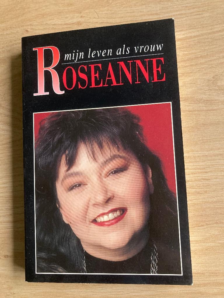 Boek biografie Roseanne Barr  tv, Ophalen of Verzenden, Gelezen, Sport