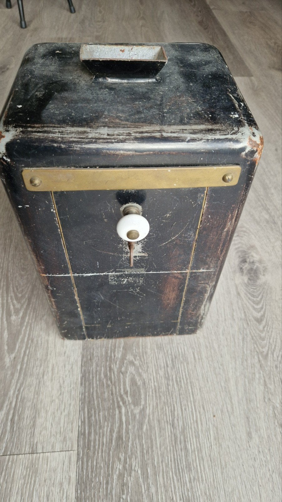 Kleine vintage kluis 30x20x18 cm met uitneembare bak, Huis en Inrichting, Ophalen, Gebruikt