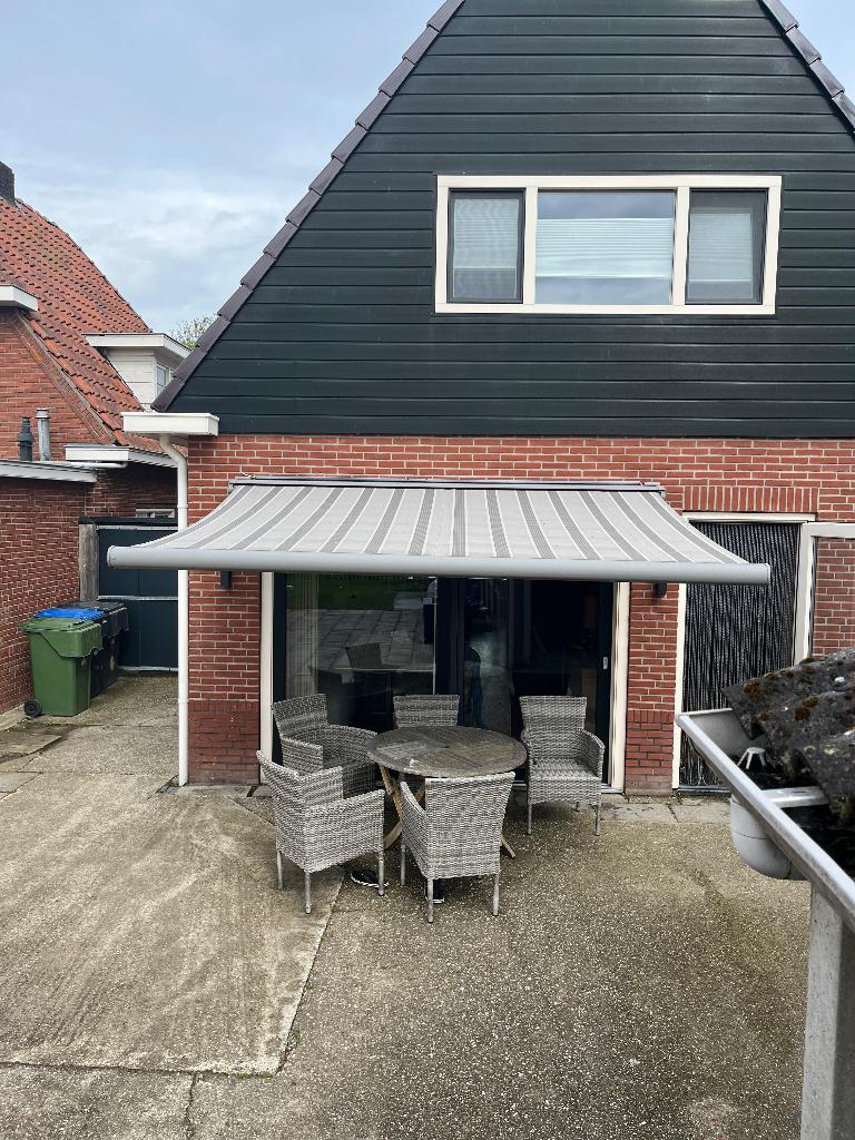 Zonnescherm met knikarm, Tuin en Terras, Zonneschermen, Ophalen, Gebruikt, Elektrisch, 150 tot 300 cm