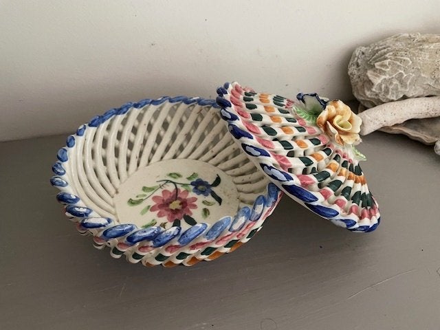 Vintage schaal deksel gekleurd keramiek Rosas / Rosan., Antiek en Kunst, Antiek | Porselein, Ophalen