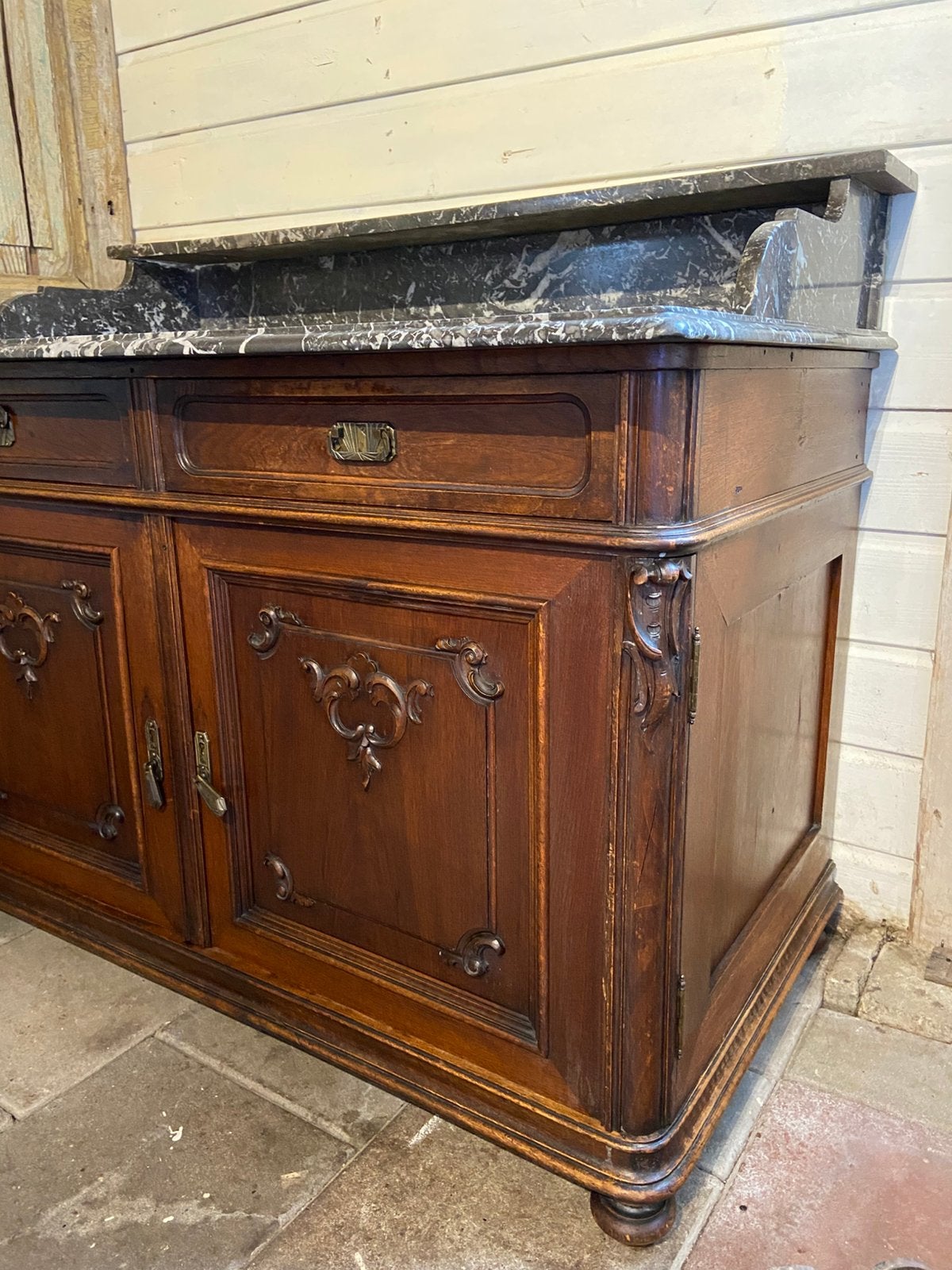 Een antieke commode kast met zwart marmer, Antiek en Kunst, Ophalen