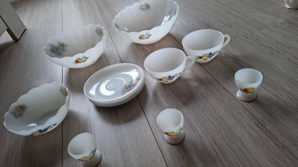 Vintage Servies Set Arcopal - Diverse Onderdelen, Ophalen of Verzenden, Overige stijlen