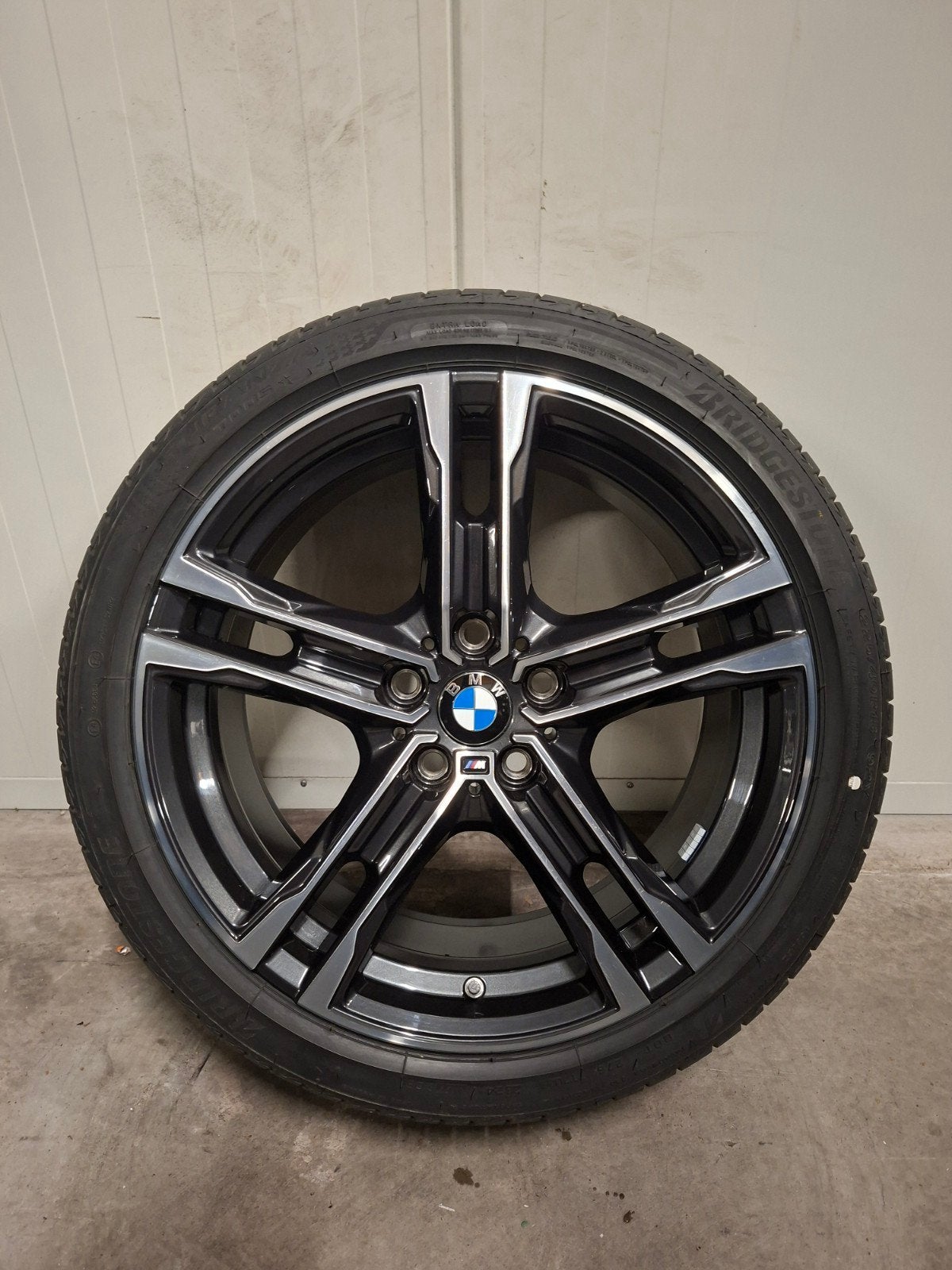 18' BMW 1 2 Serie Styling 819M Bicolor met zomerbanden Nieuw, Auto-onderdelen, 18 inch, Banden en Velgen, Nieuw, Ophalen of Verzenden