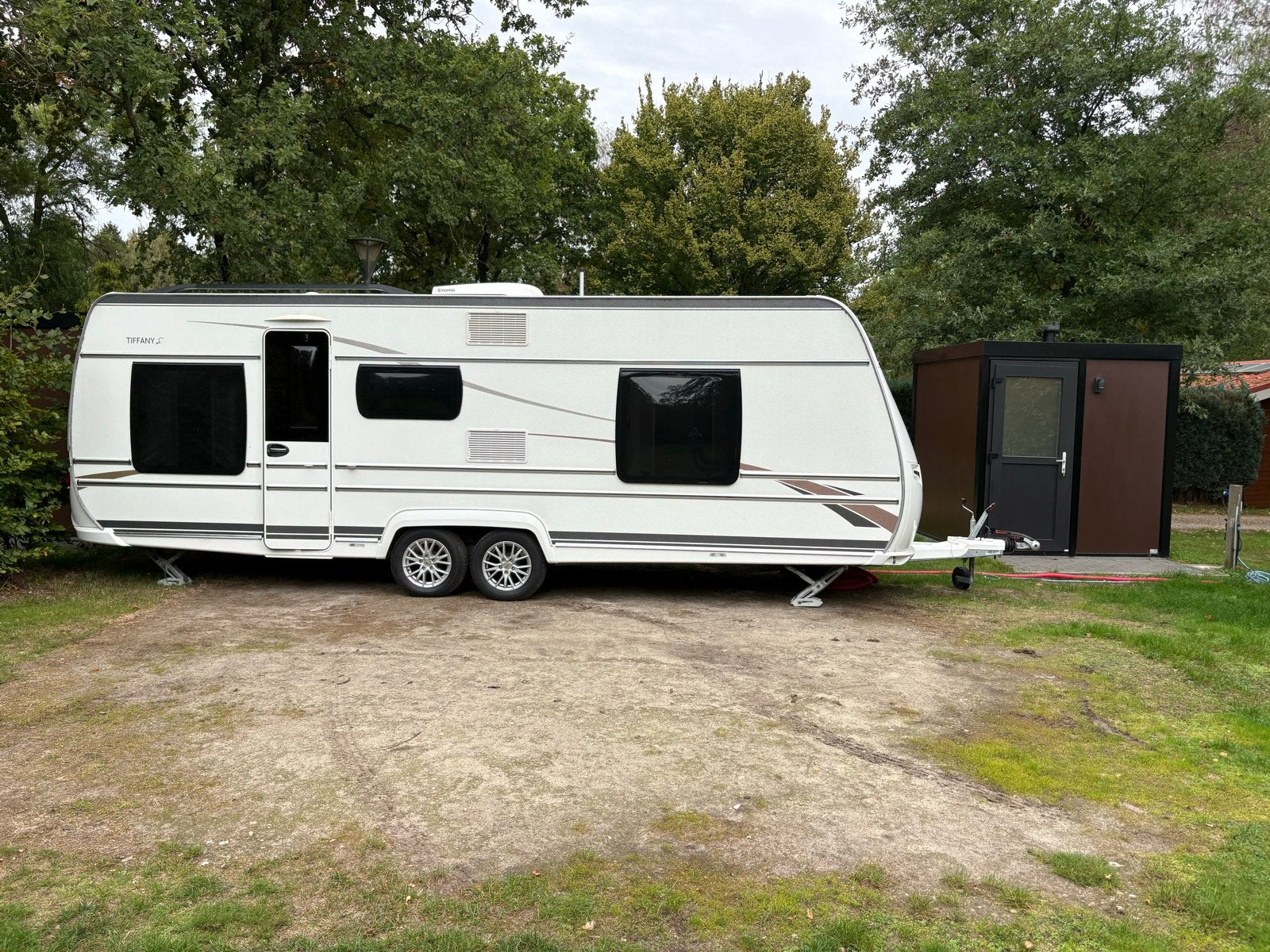 Fendt Tiffany S Caravan - Luxe en Ruim, Vast bed, Rondzit, Airco, Particulier