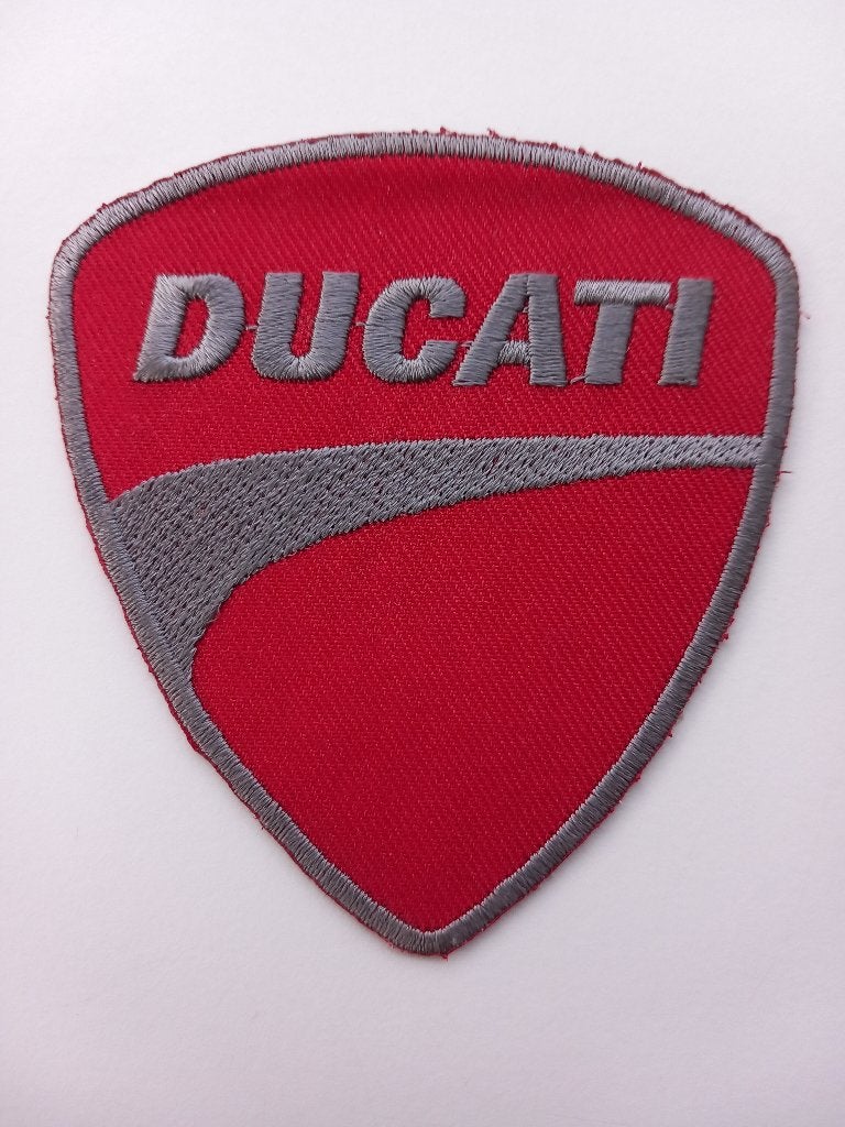 Ducati patch badge opnaai embleem 7 bij 8 cm, Ophalen of Verzenden, Nieuw, Motoren