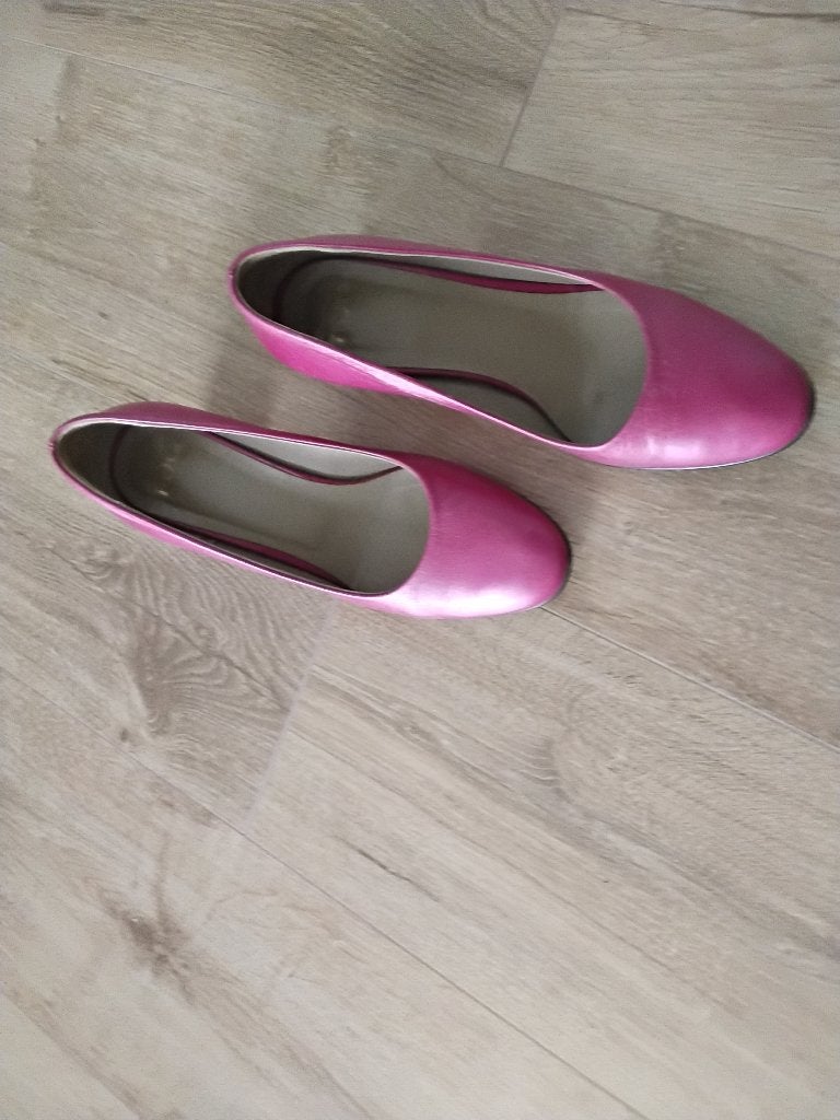 Pumps, Kleding | Dames, Schoenen, Pumps, Ophalen of Verzenden, Zo goed als nieuw, Noe