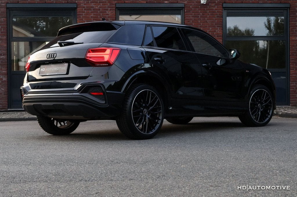 Audi Q2 35 TFSI 150PK 3x S-LINE VIRTUAL MATRIX 19" CARPLAY, Auto's, Audi, 4 cilinders, 150 pk, Leder en Stof, Zwart