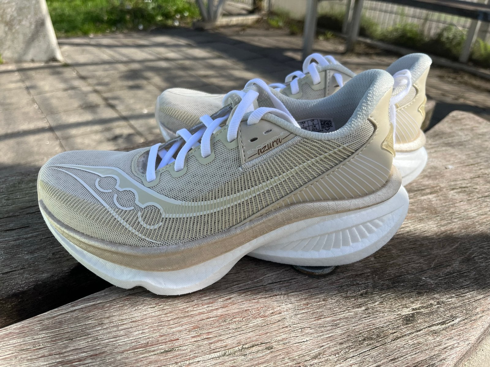 Saucony Endorphin Azura Hardloopschoenen - Maat 38 - Z.G.A.N, Sport en Fitness, Hardloopschoenen, Verzenden, Saucony, Zo goed als nieuw
