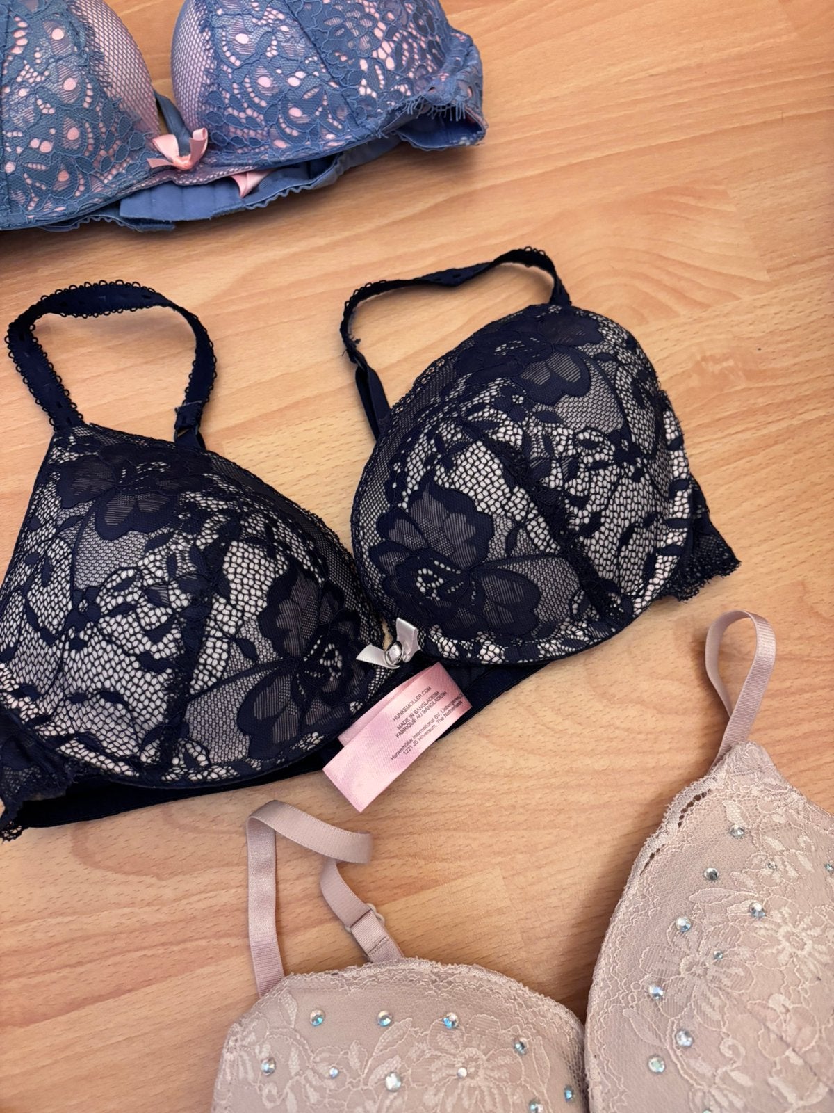 Partij BH’s oa Hunkemoller, Victoria’s Secret, Ophalen of Verzenden, Meerkleurig, BH