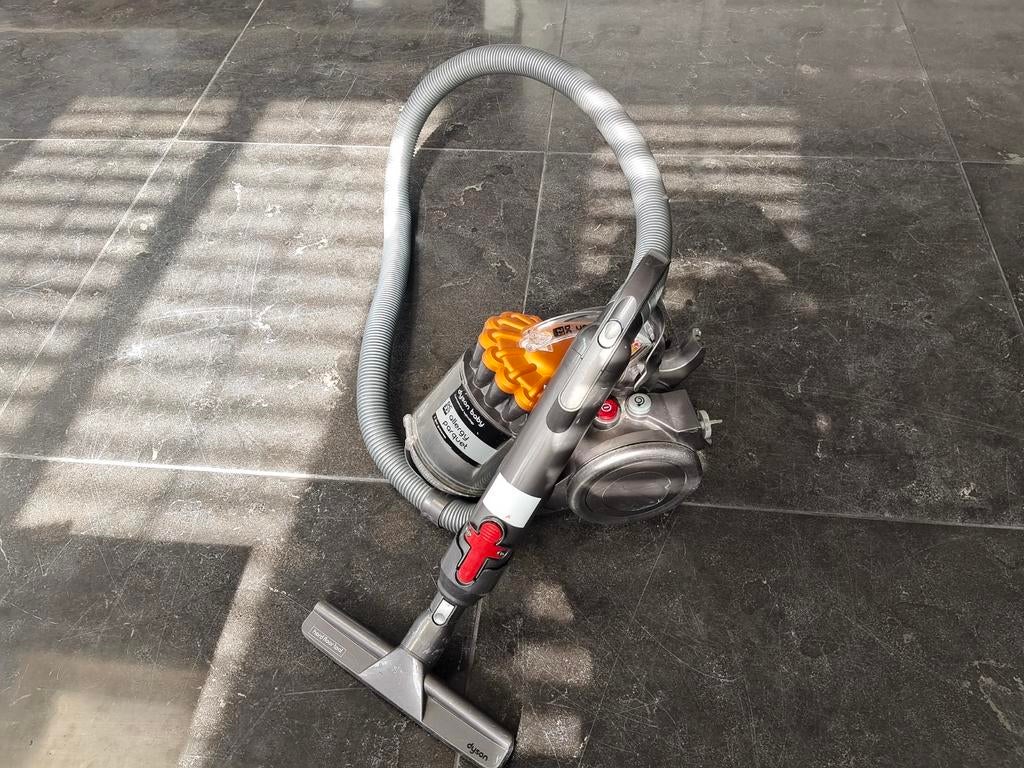 Dyson baby DC22 Allergy Parquet Stofzuiger, Ophalen of Verzenden, Gebruikt, Reservoir, 1600 tot 2000 watt