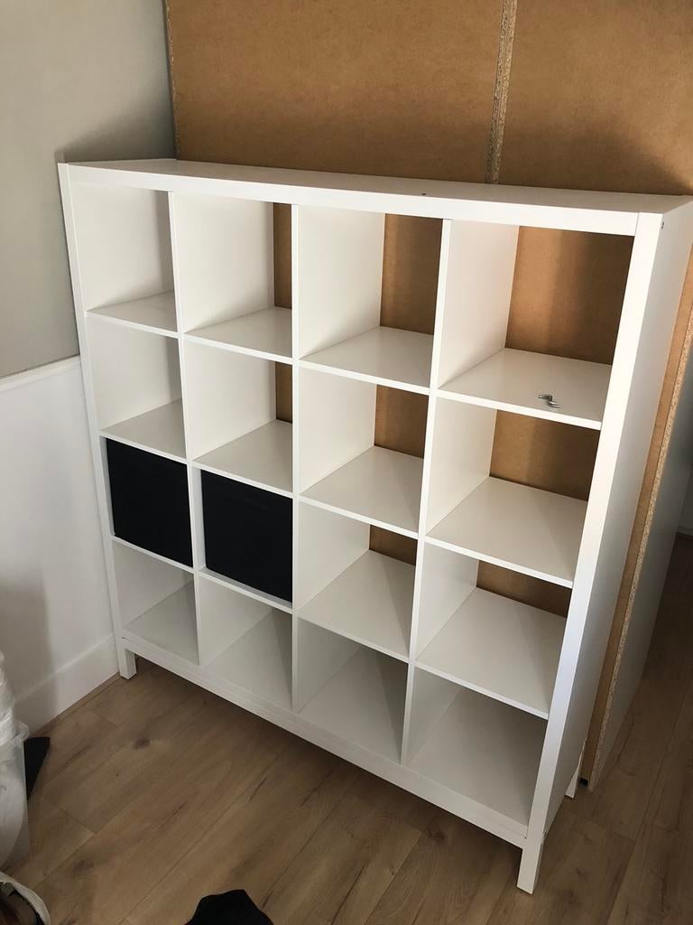te koop kallax kast 16 vakken wit, 100 tot 150 cm, Ophalen of Verzenden, Zo goed als nieuw, Minder dan 150 cm