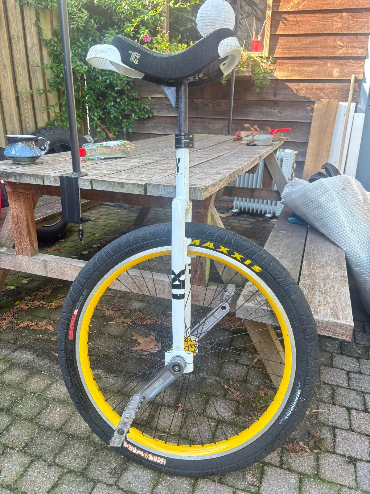 Eenwieler met 26 inch wielmaat - Maxxis Hookworm band., Fietsen en Brommers, Ophalen, Gebruikt