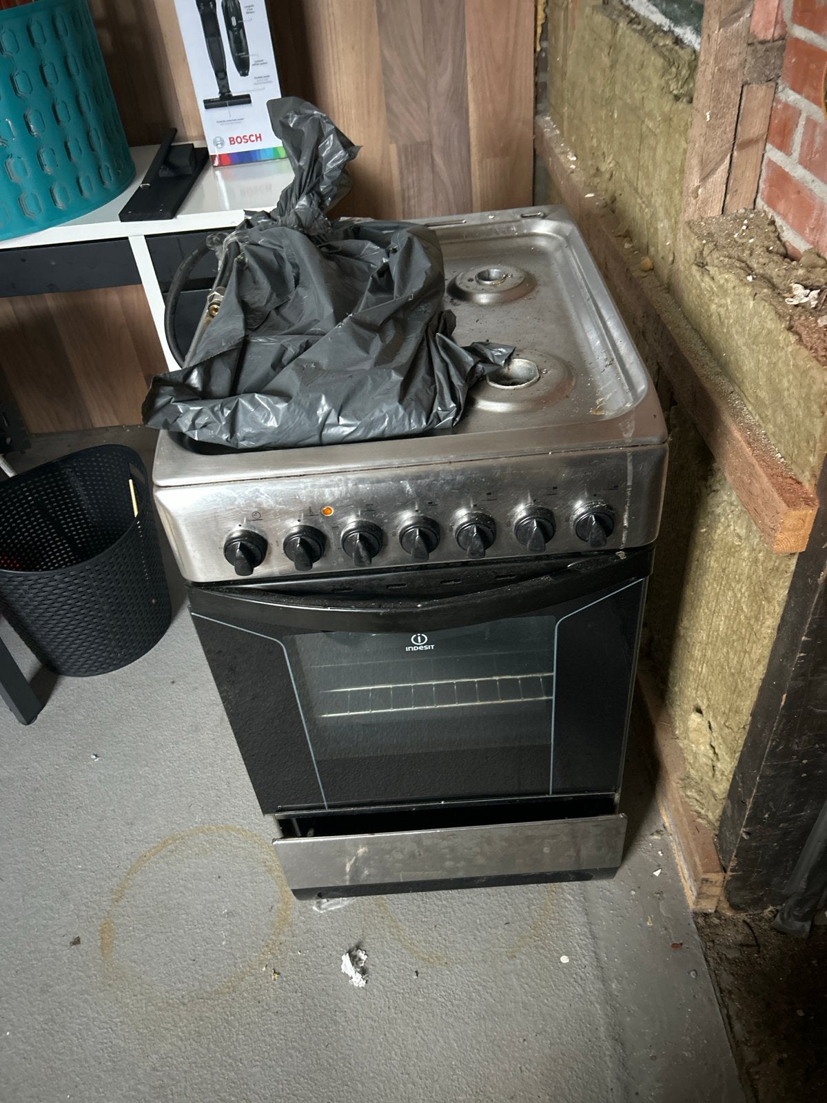 Fornuis met 4 pitten en oven - 2 jaar gebruikt, Ophalen, Gebruikt, Vrijstaand, 4 kookzones