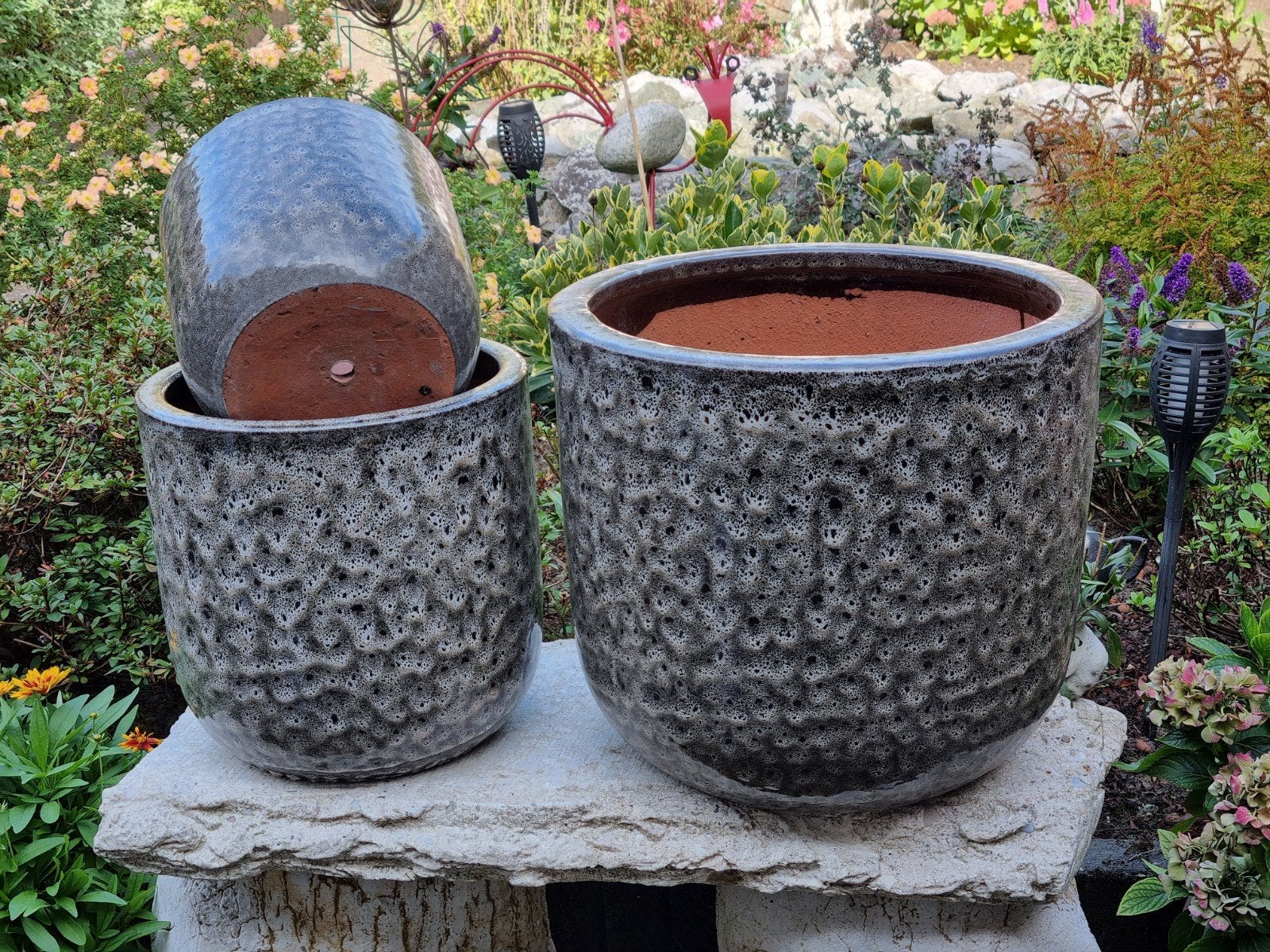 3 prachtige bloempotten voor buiten        samen voor, Tuin en Terras, Ophalen, Steen, Rond, Zo goed als nieuw