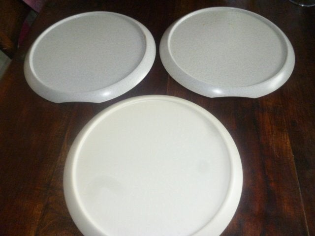 2 x wit draaiplateau  Ø 30 cm met vingeruitsparing, Ophalen of Verzenden, Zo goed als nieuw