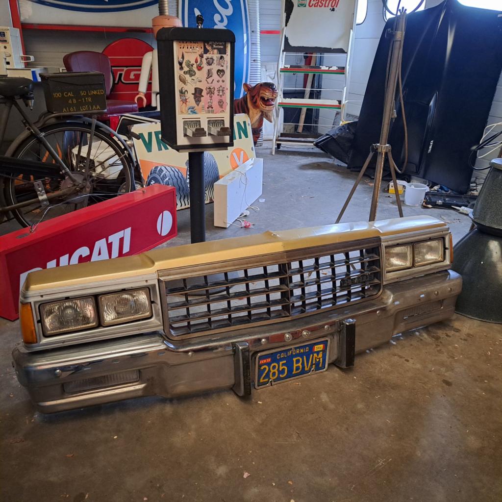 Chevrolet Caprice Front Wallhanger, Ophalen, Gebruikt