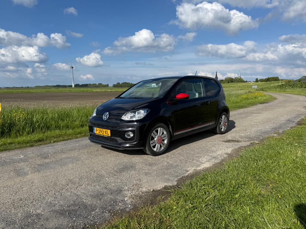 Volkswagen Up! 1.0 TSI Beats, Nette en goed onderhouden auto, Auto's, Volkswagen, Voorwielaandrijving, Handgeschakeld, Grijs, Particulier