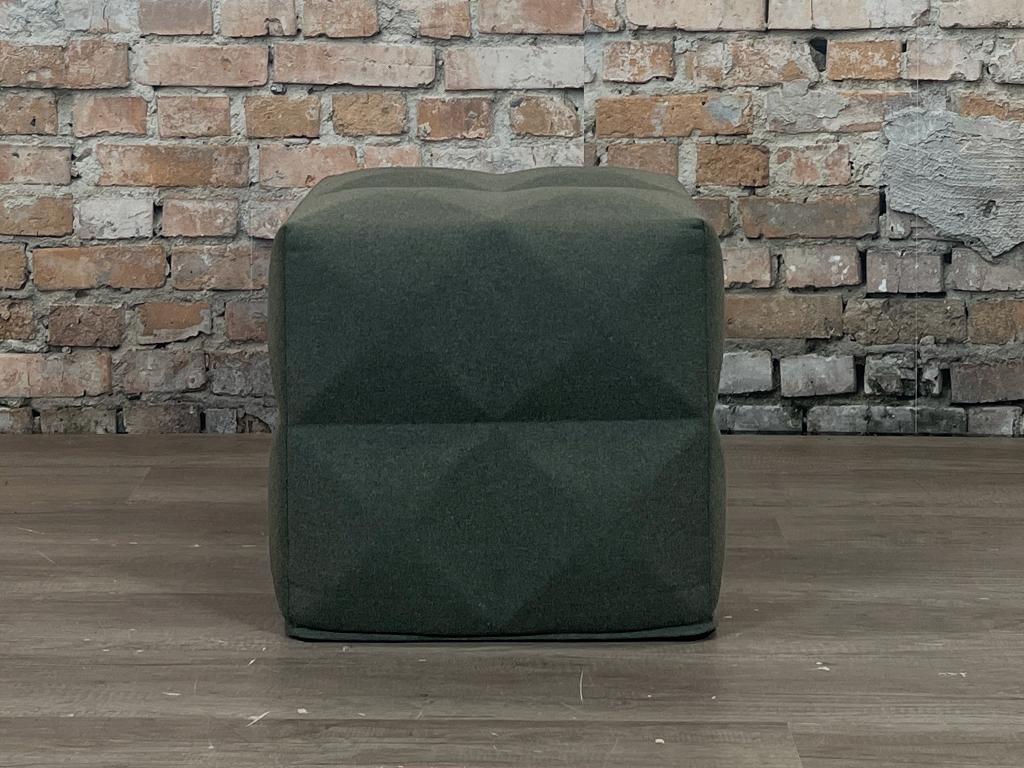 BuzziSpace Buzzicube 3D groen bij TheReSales, Huis en Inrichting, Banken | Voetenbanken en Poefen, Ophalen, Minder dan 50 cm, Design