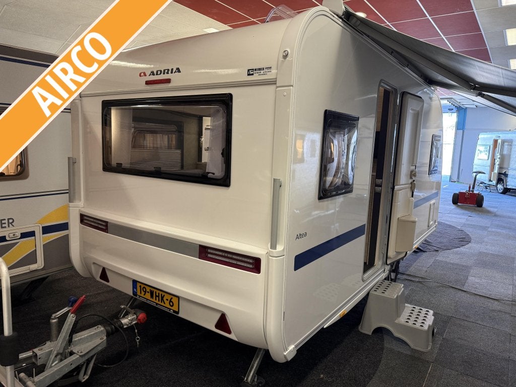 ADRIA ALTEA 472 PU FRANSBED AIRCO CASSETTE LUIFEL MOVER(TOP), Caravans en Kamperen, Caravans, Rondzit, Bedrijf, 750 - 1000 kg