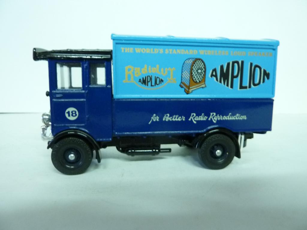Corgi miniatuurauto 1:43, Ophalen of Verzenden, Nieuw, Bus of Vrachtwagen, Corgi