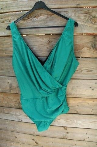 Badpak groen mt 50 D/E cup Vaste prijs OPRUIMING, Ophalen of Verzenden, Zo goed als nieuw, Groen, Badpak
