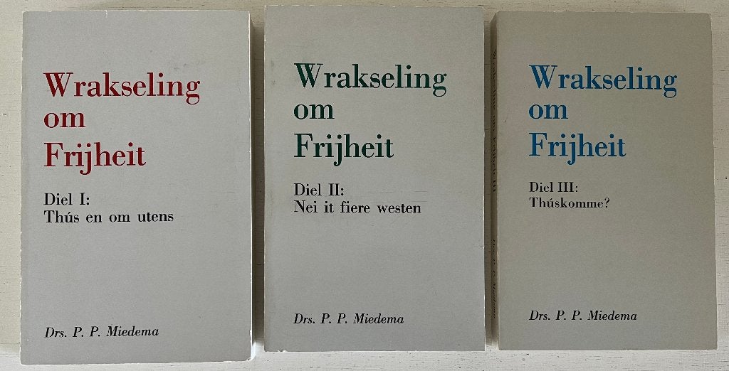 3 x roman P.P. Miedema - Wrakseling om Frijheit, Ophalen of Verzenden, Gelezen