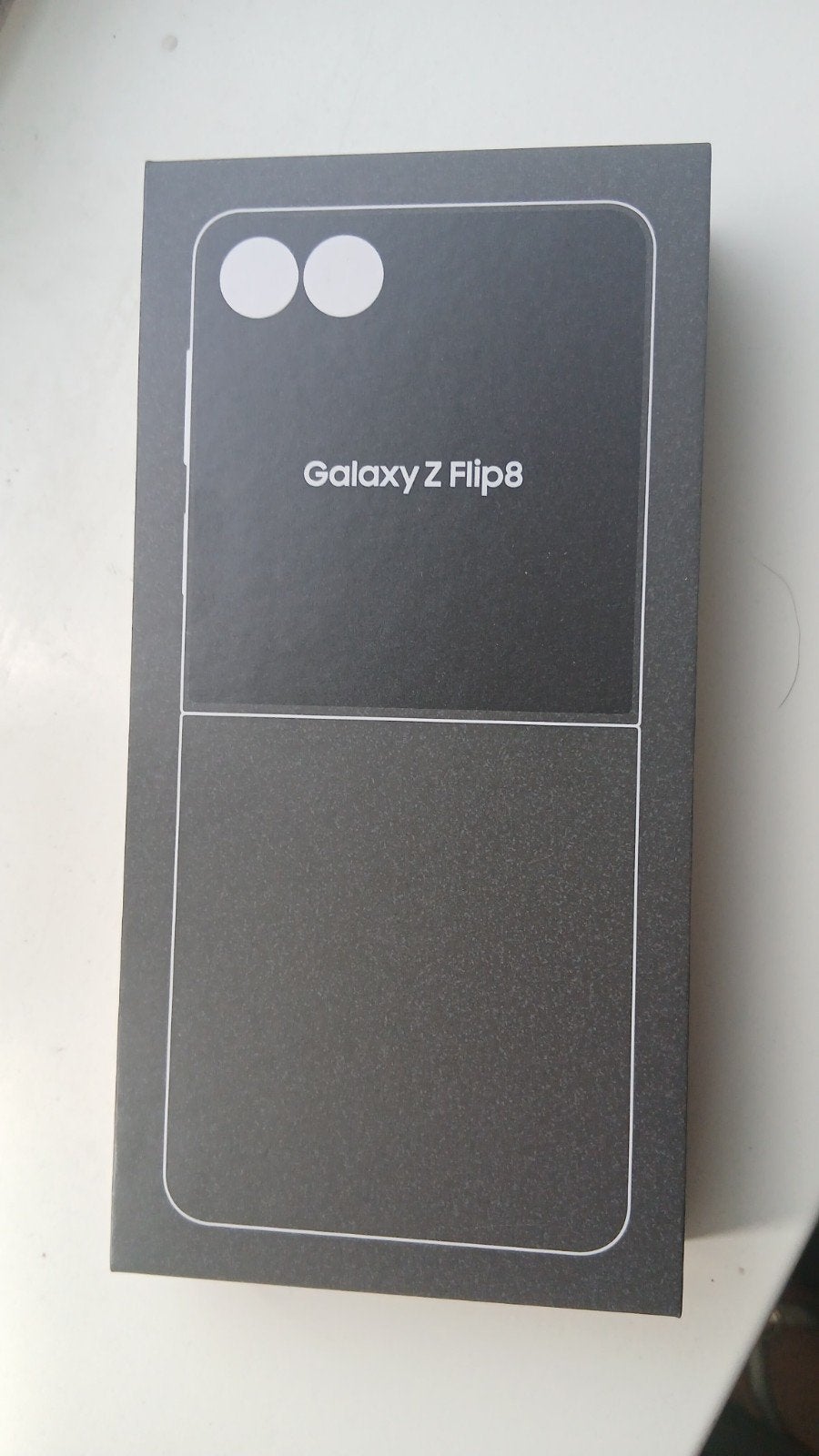 Samsung Galaxy Z Flip 8 256GB Cream - Nieuw in doos