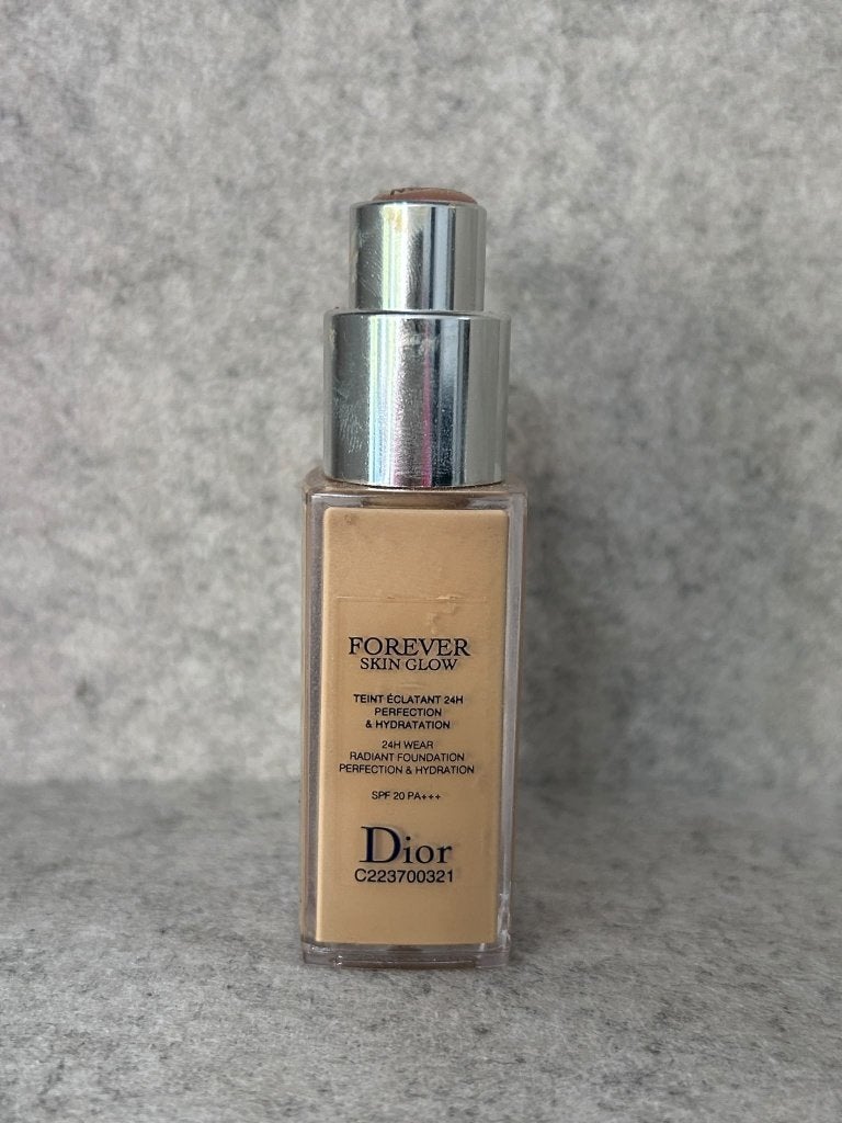 Dior Forever Skin Glow Foundation 3WO, Gebruikt, Gehele gezicht, Beige, Ophalen of Verzenden