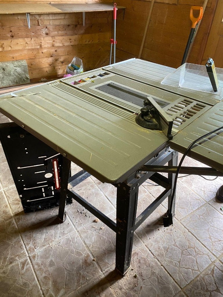 zaagtafel op poten, Ophalen, Cirkelzaag, Kinzo, Zo goed als nieuw