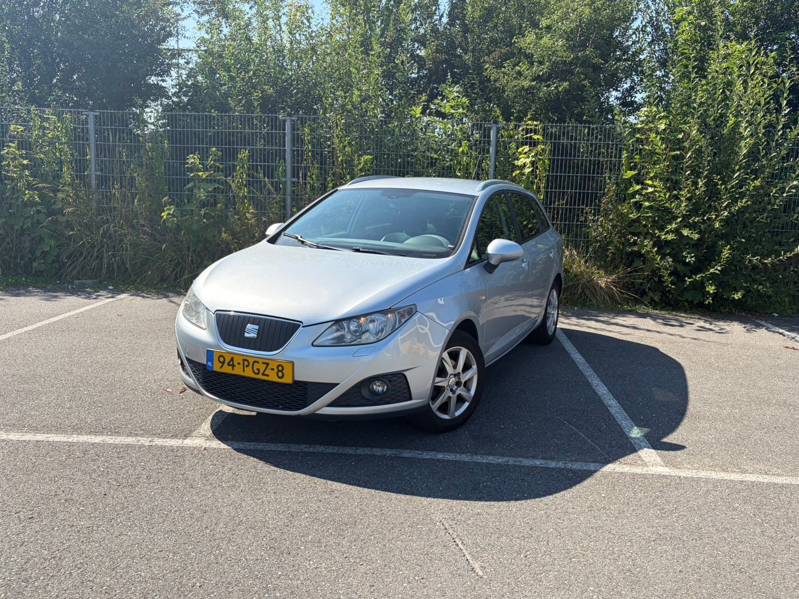 Seat Ibiza 1.2 TDI ST 2011 | Nw Koppeling | APK 2027 | Stoel, Auto's, Voorwielaandrijving, Euro 5, 74 pk, Zwart