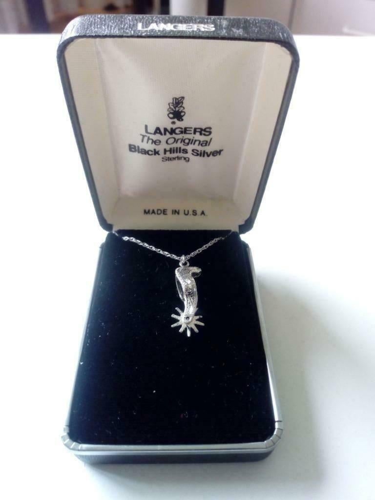 Langers Black Hills silversterling hanger paardenspore+ketti, Nieuw, Ophalen of Verzenden, Kruis of Symbool, Zilver