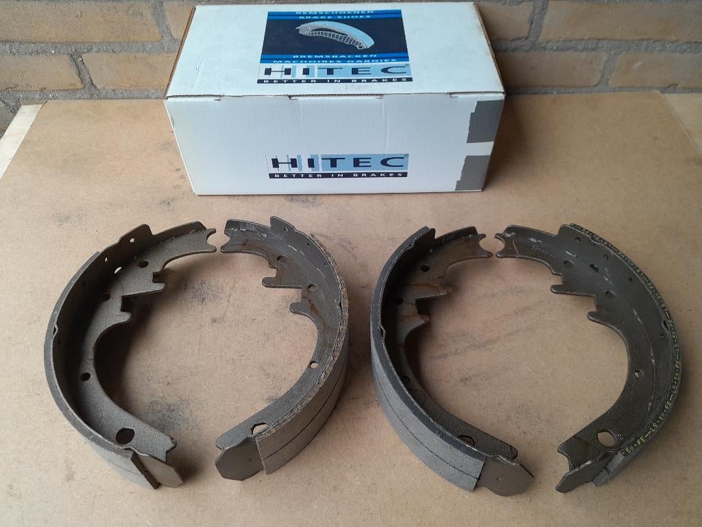 REMSCHOEN SET - NIEUW - JEEP CHEROKEE + FORD + LINCOLN, Verzenden, Nieuw, Jeep