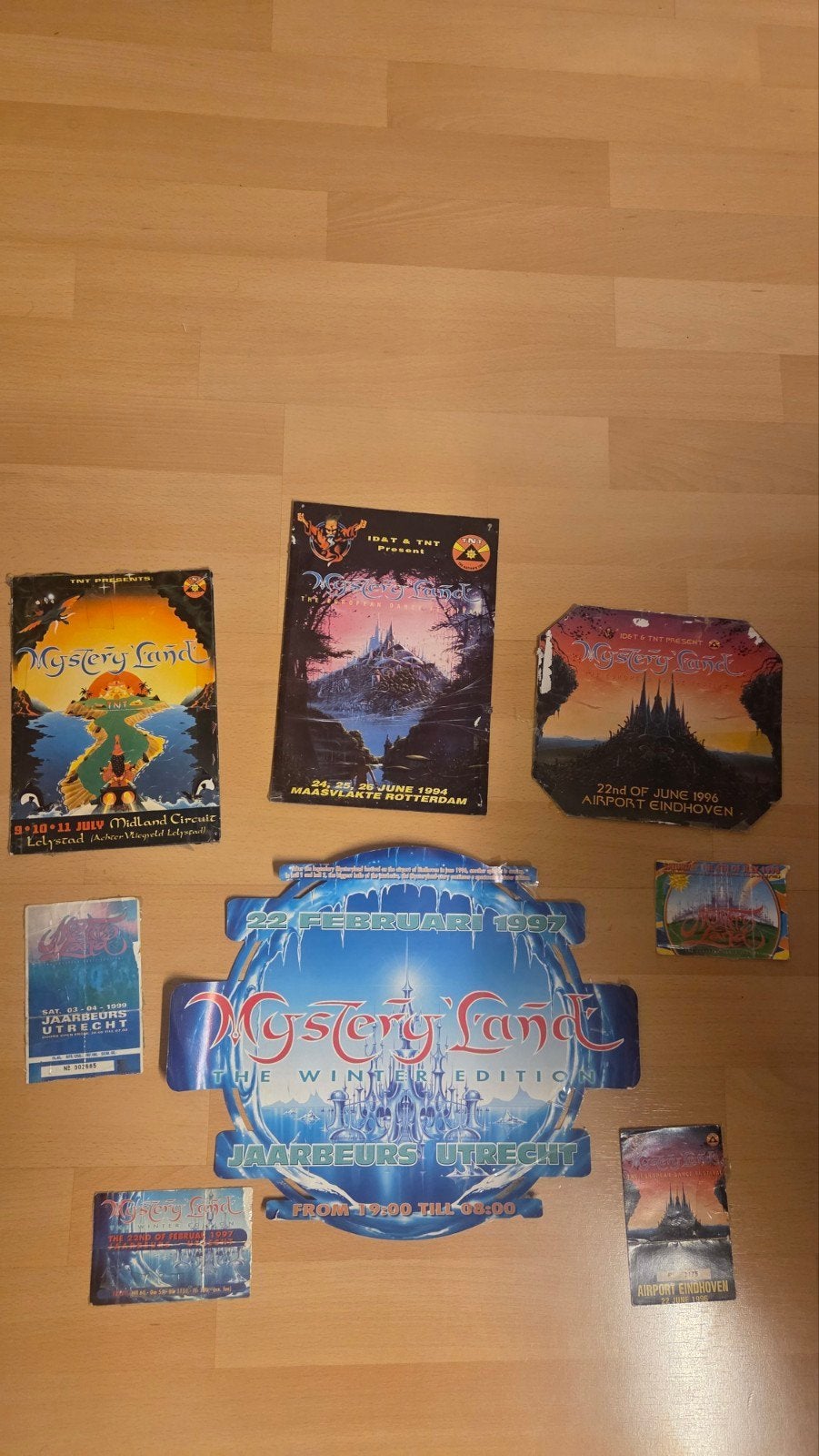 4 Mysteryland flyers, en 4 Mysteryland entreekaartjes, Verzenden, Gebruikt, A1 t/m A3, Muziek