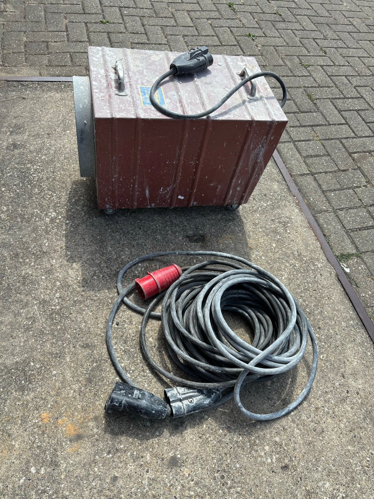 Dikair DE 65 Bouwkachel / Elektrische Verwarming 12 kW, Ophalen, 30 tot 80 cm, Gebruikt, Kachel