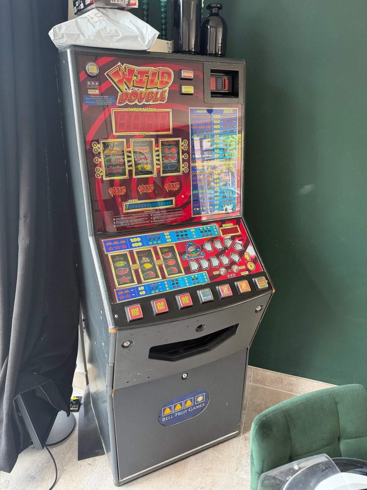 Gokkast Wild Double Supermaster, Verzamelen, Automaten | Gokkasten en Fruitautomaten, Overige munten, Ophalen of Verzenden, Gebruikt