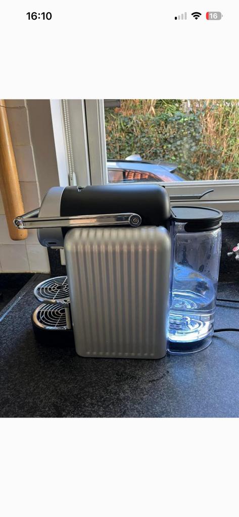 Nespresso Zenius koffie zet apparaat, Witgoed en Apparatuur, Ophalen of Verzenden, Zo goed als nieuw, Espresso apparaat