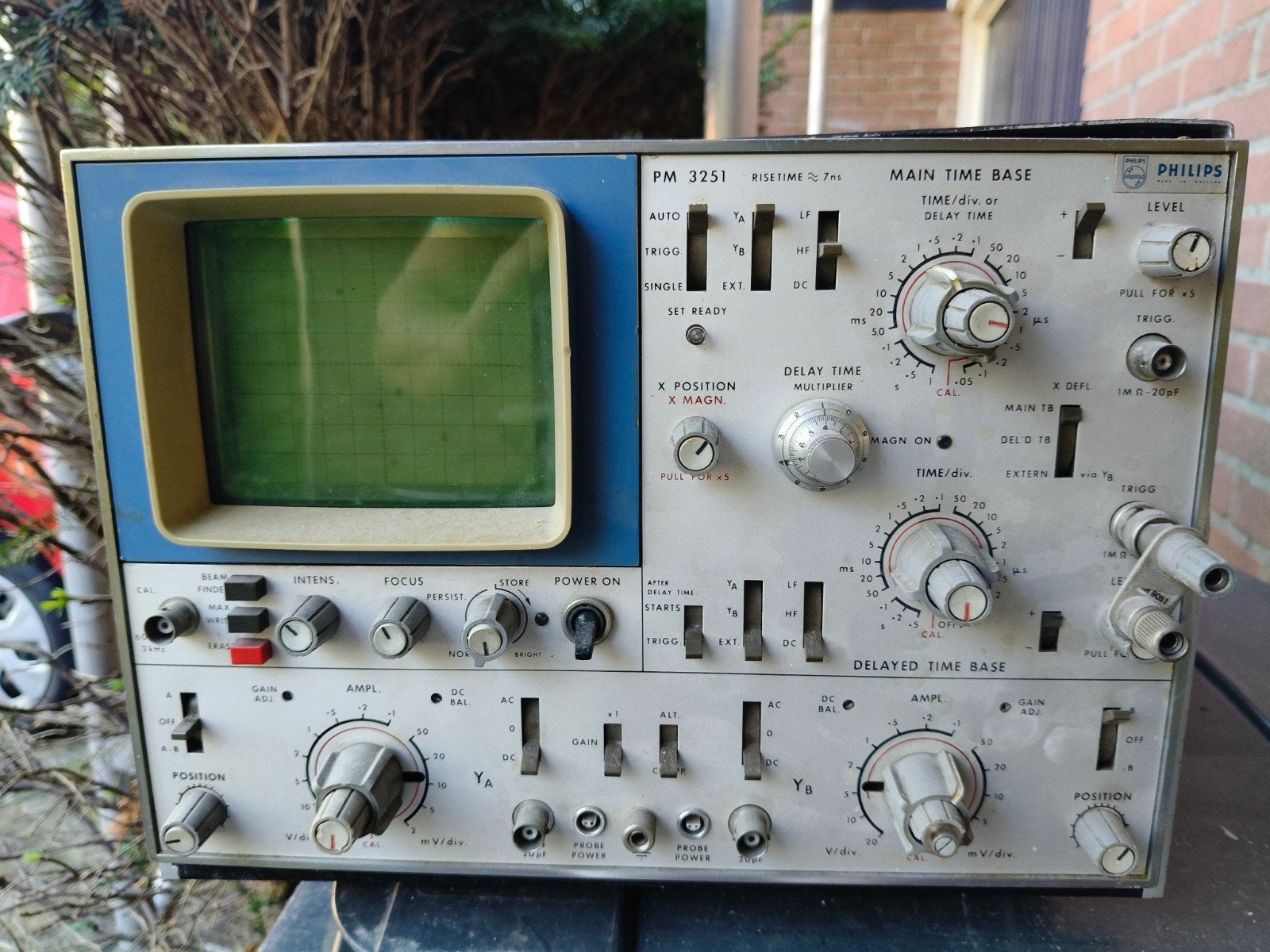 Philips PM3251 Vintage Analoge Dual-Trace Oscilloscoop, Ophalen