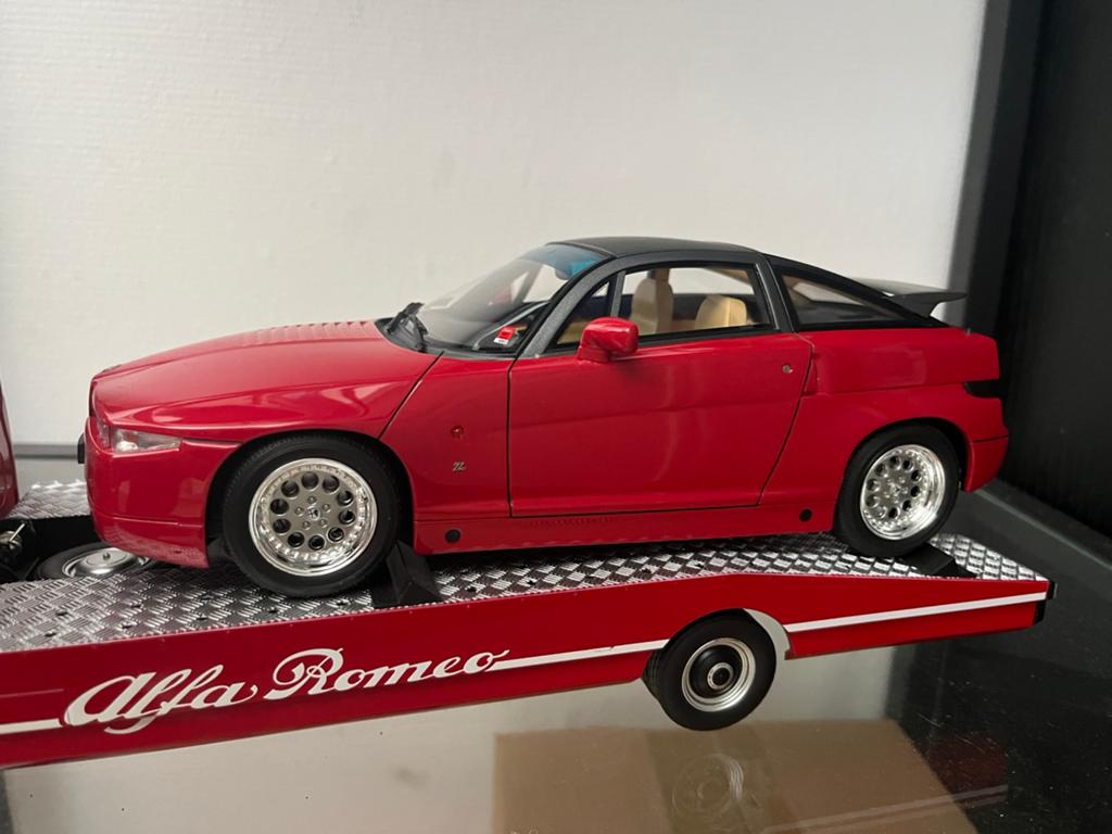 1-18 NIEUW!!! ALFA ROMEO SZ (ES 30) 1989 Laudoracing Laudo, Ophalen of Verzenden, Zo goed als nieuw, Overige merken