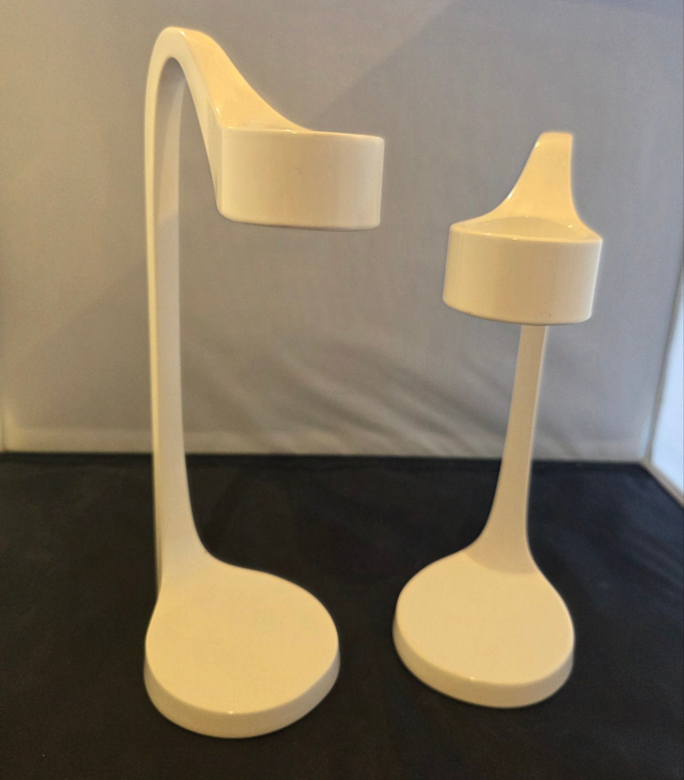 IKEA design Kandelaars - Set van 2 - Crème, 25 tot 50 cm, Ophalen of Verzenden, Zo goed als nieuw, Crème