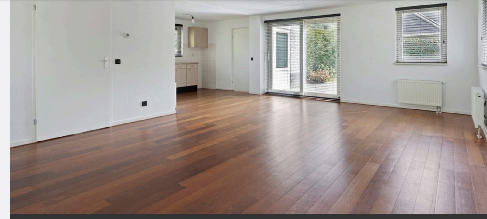 Parket vloer. Bruin. 50m2, Gebruikt, 10 m² of meer, 10 tot 30 cm, Hout