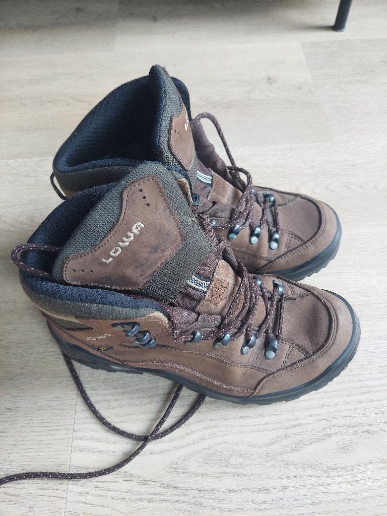 Wandelschoenen Iowa maat 40, Ophalen of Verzenden, Zo goed als nieuw, Schoenen