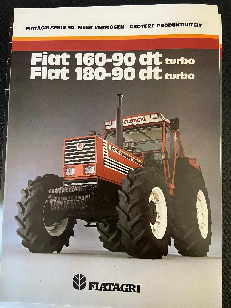 Tractorfolders, Ophalen of Verzenden, Zo goed als nieuw, Folder