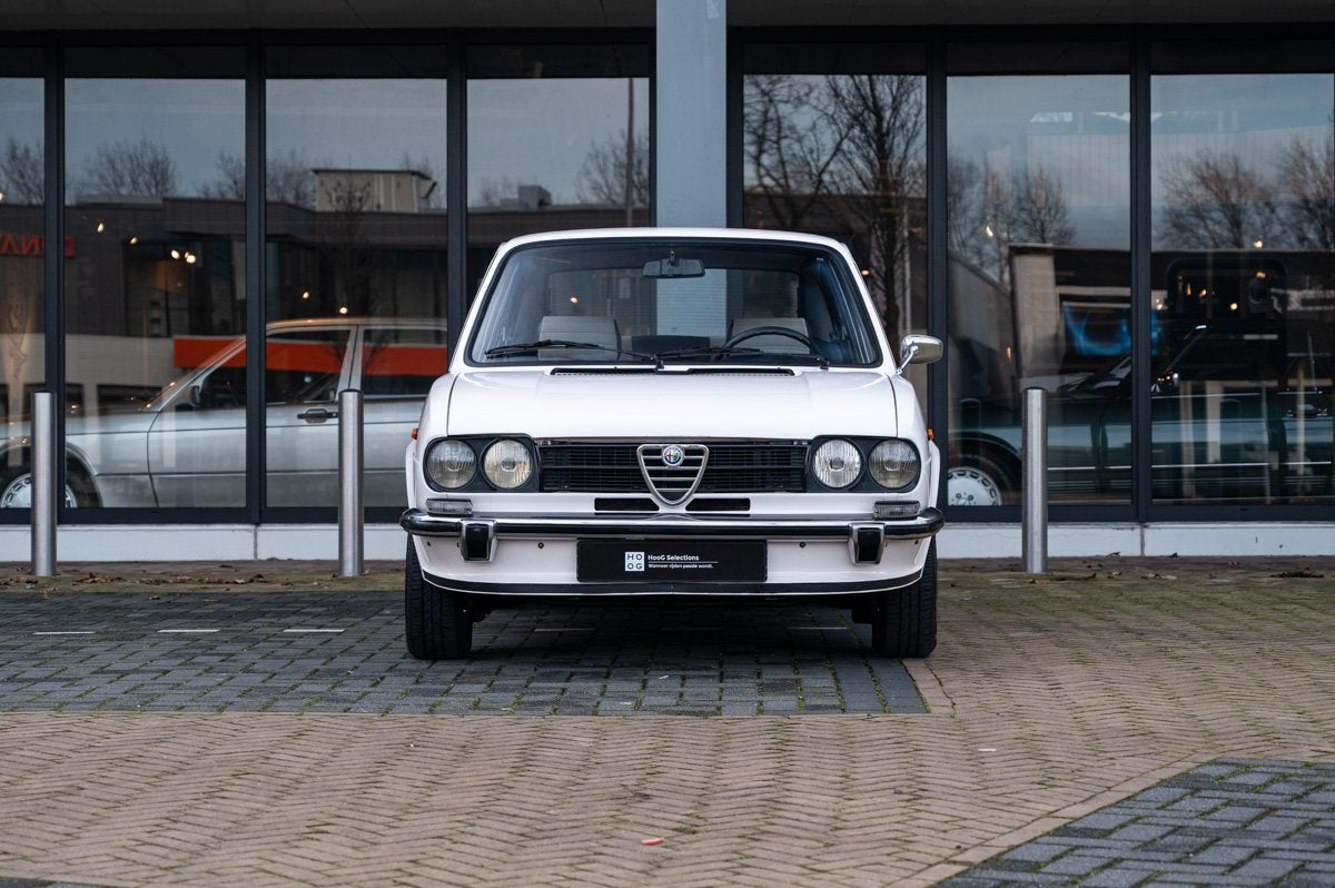 Alfa Romeo Alfasud 1.2 Ti (bj 1974), Auto's, Alfa Romeo, Gebruikt, Overige modellen, Leder en Stof, Bedrijf
