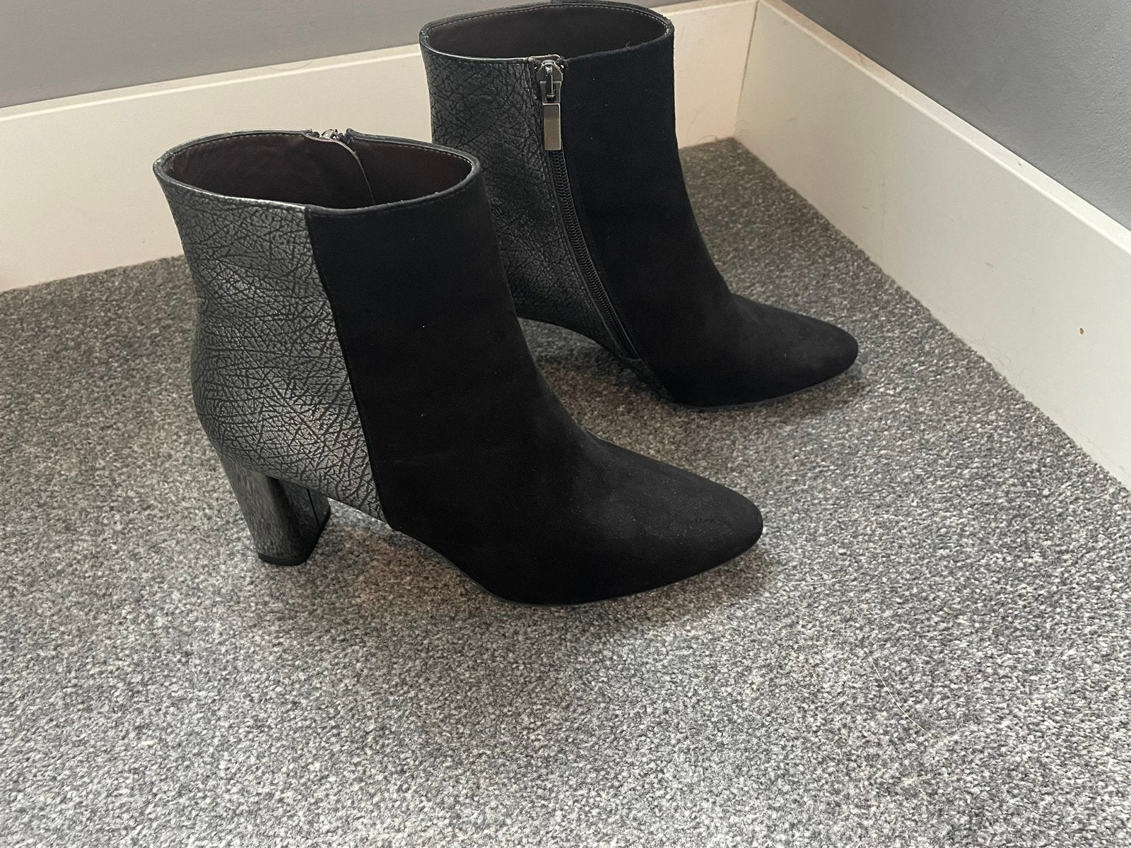 Enkellaarsjes van het merk Perlato, Kleding | Dames, Schoenen, Zwart, Lage of Enkellaarzen, Ophalen of Verzenden, Zo goed als nieuw
