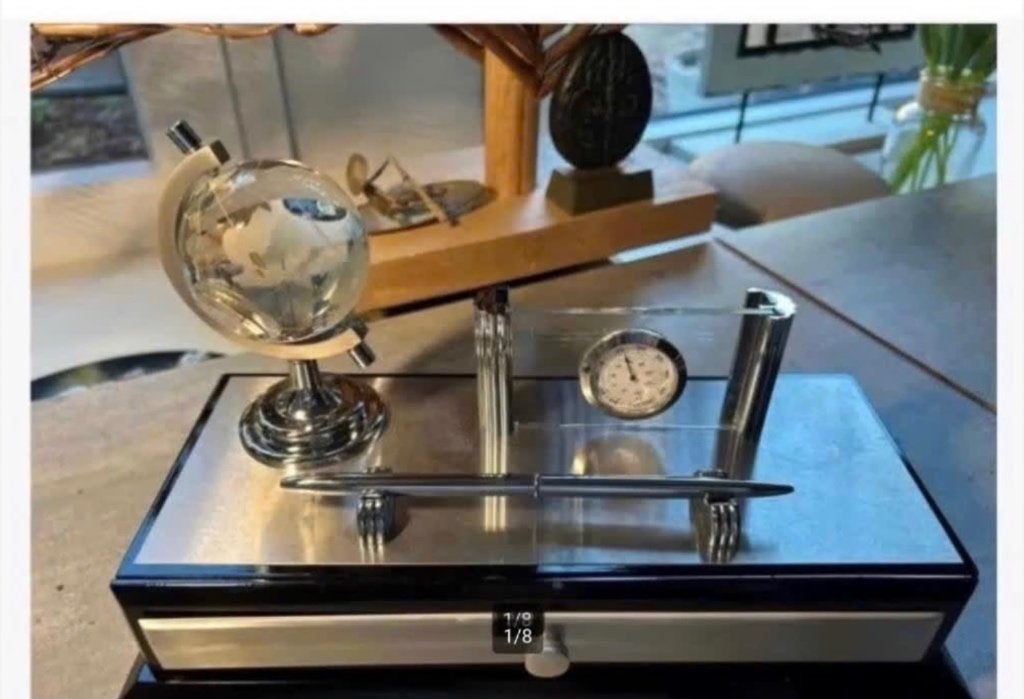 Korting Bureau set klok thermometer pen lade wereldbol, Ophalen of Verzenden, Zo goed als nieuw, X, X
