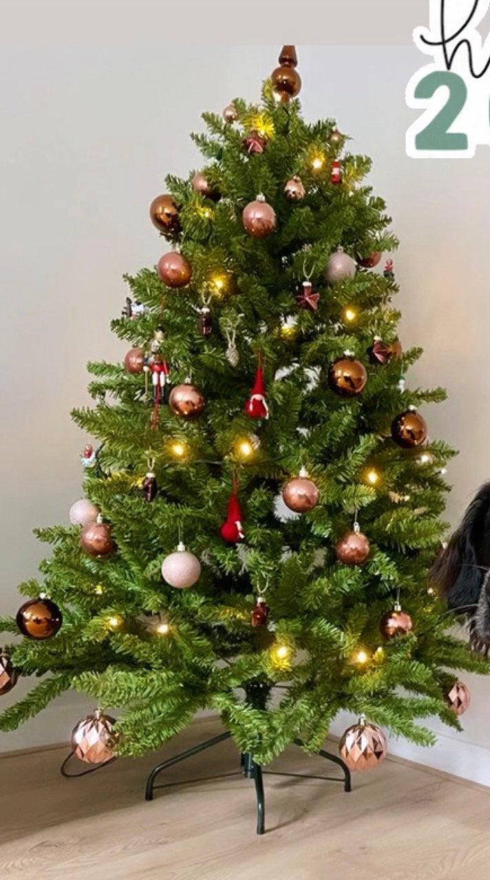 Kunst kerstboom inclusief versiering, Ophalen, Zo goed als nieuw