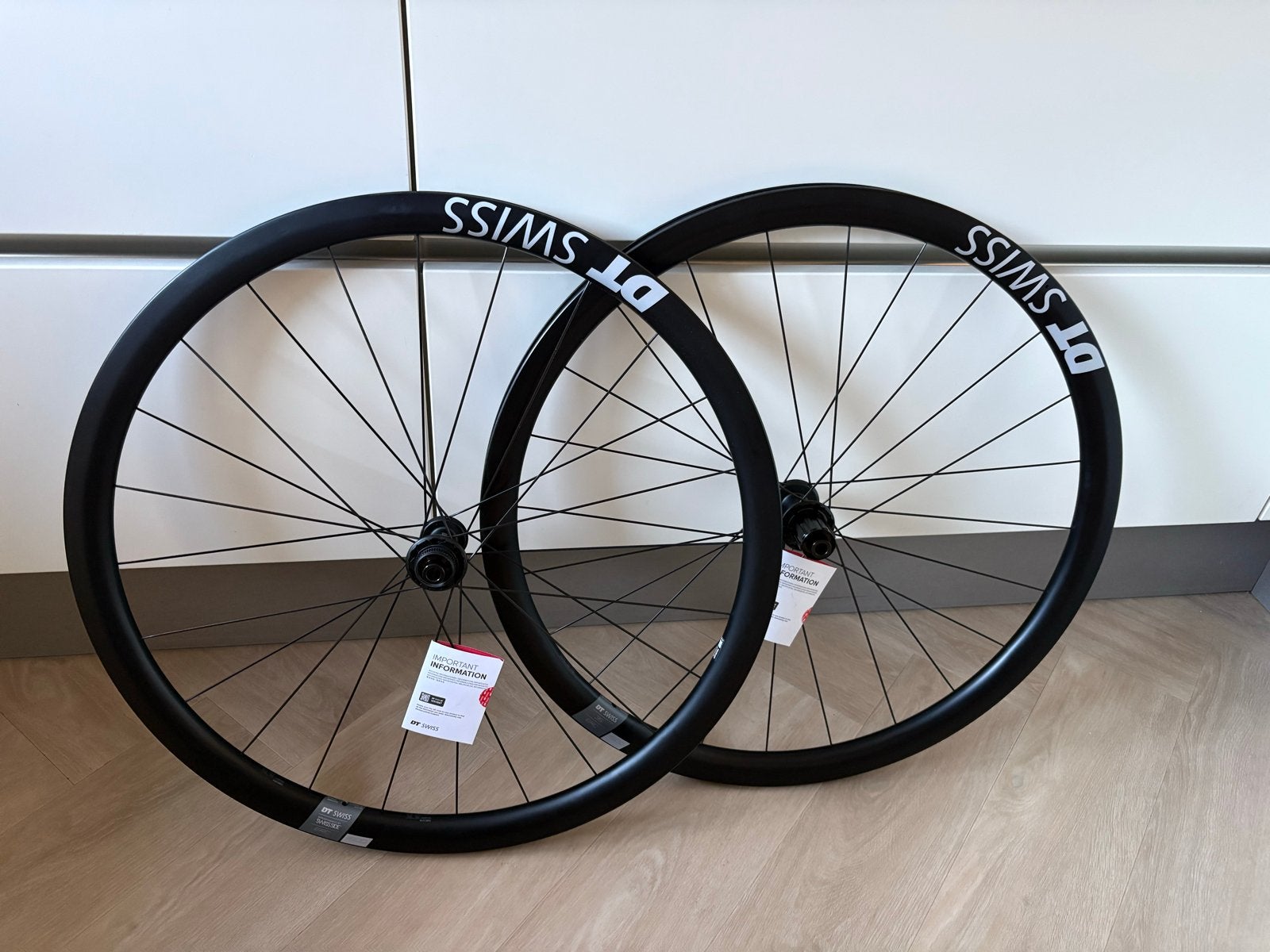DT Swiss ERC 1600 Dicut 35mm Wielset - Nieuw, Wiel, Nieuw, Ophalen of Verzenden, Racefiets