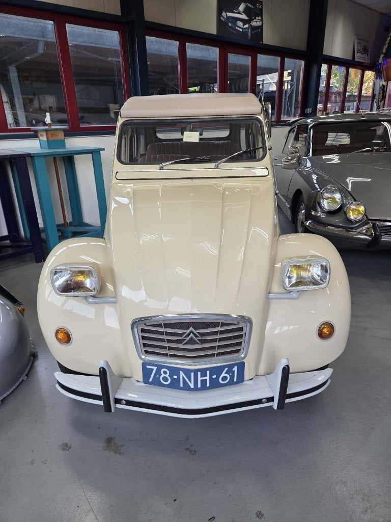 Citroën 2CV 0.6 1976 Beige, Auto's, Voorwielaandrijving, 602 cc, 2CV, 29 pk